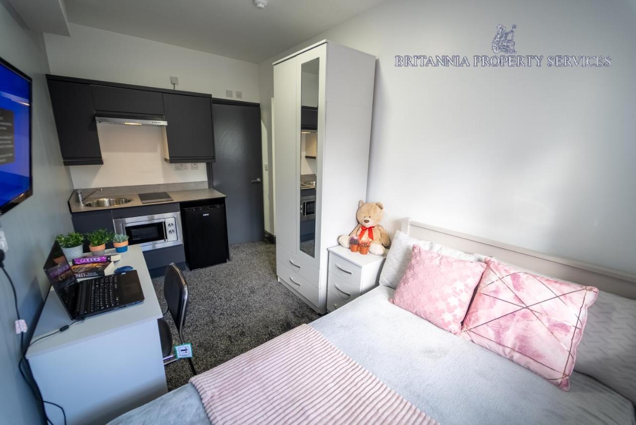 Free Parking Cosy Studios Close To City And Qe And Uob! Birmingam Exterior foto