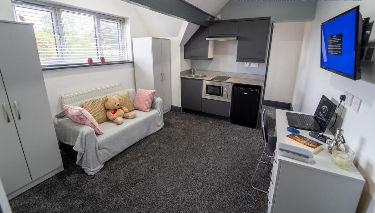 Free Parking Cosy Studios Close To City And Qe And Uob! Birmingam Habitación foto