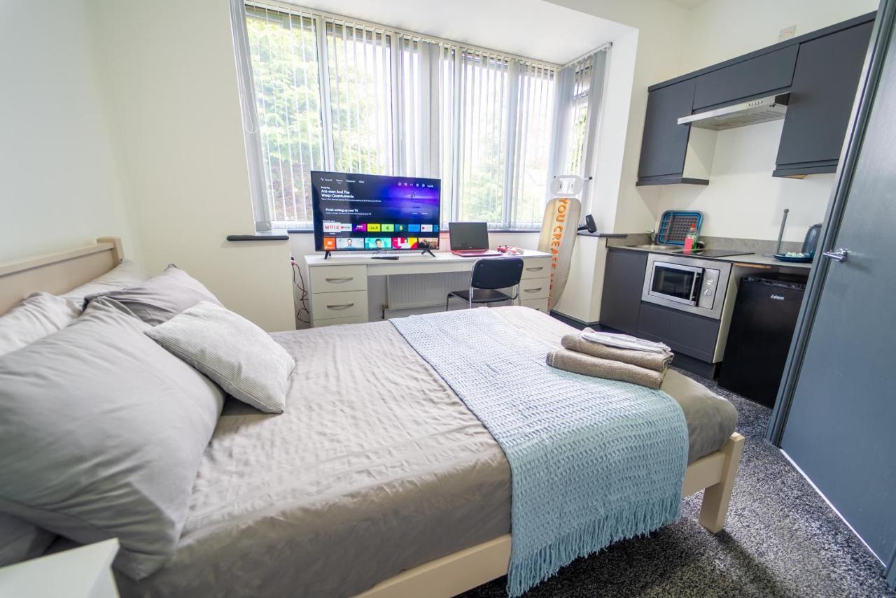 Free Parking Cosy Studios Close To City And Qe And Uob! Birmingam Habitación foto