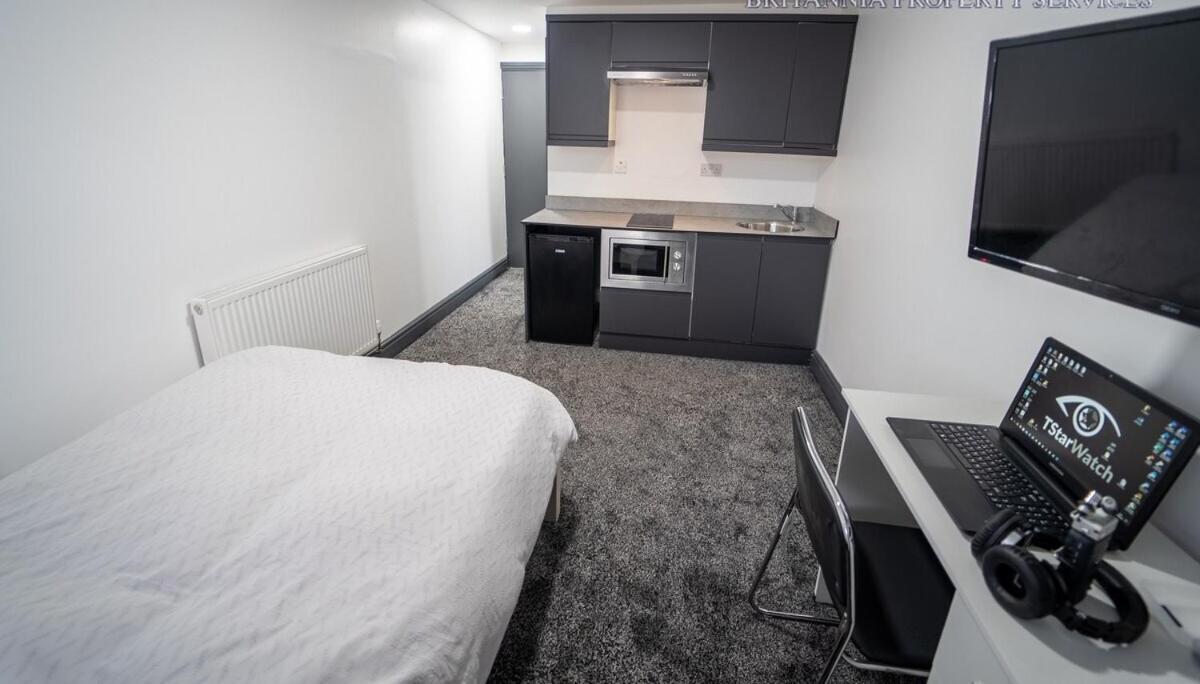 Free Parking Cosy Studios Close To City And Qe And Uob! Birmingam Habitación foto